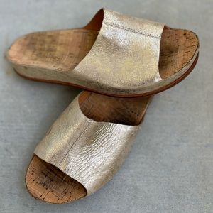 Gold Metallic Kork-Ease Tutsi sandals/open toe slides